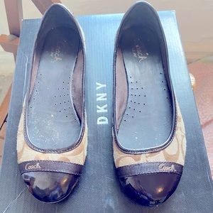 Coach flats